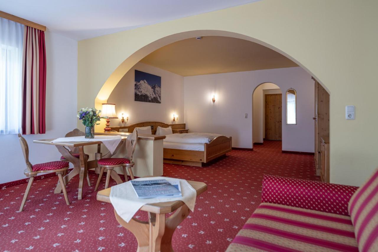 Hotel Similaun Vent Esterno foto