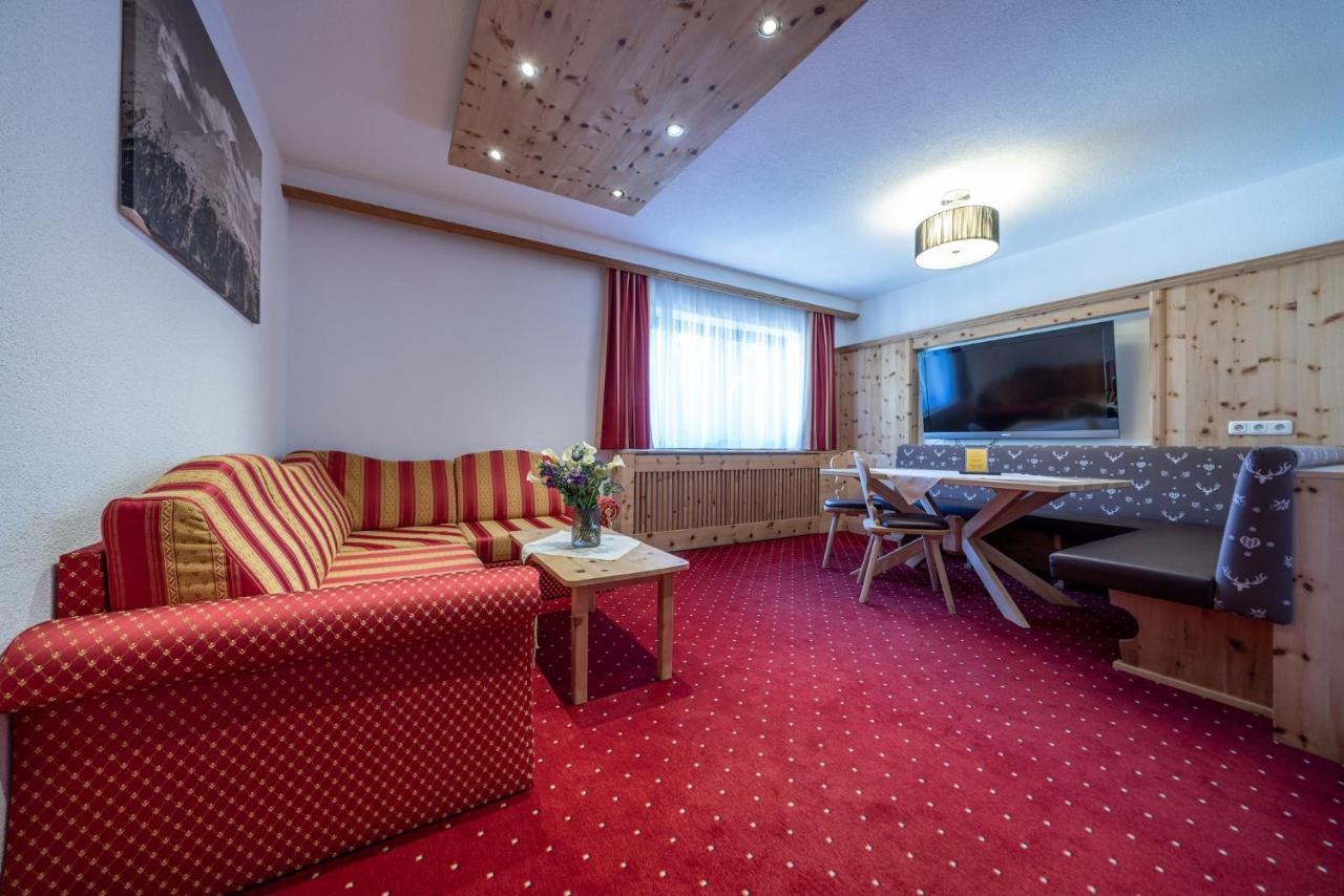 Hotel Similaun Vent Esterno foto